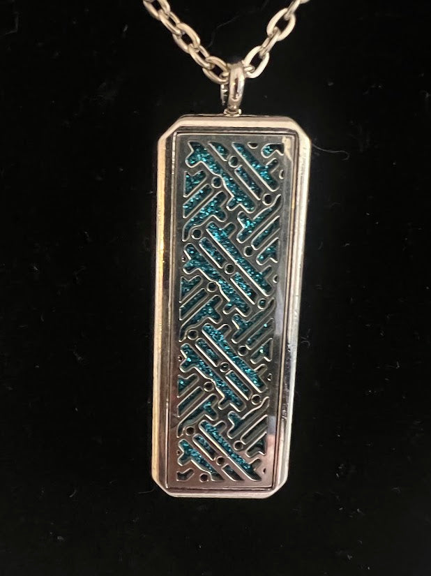 Geo EO Locket