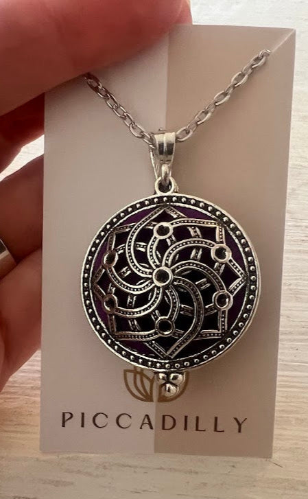 Mandala EO Locket