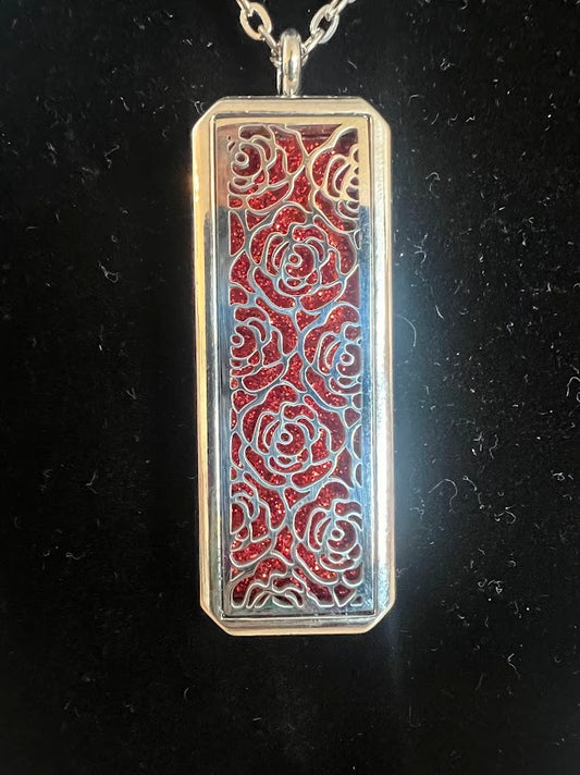 Rose EO Locket 22"