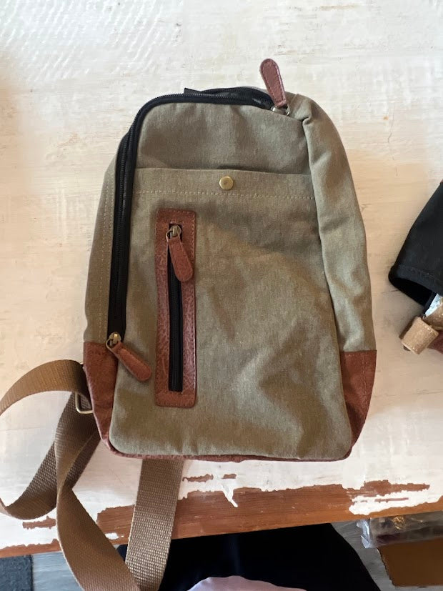 Wanderer Backpack Crossbody